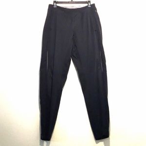 Men’s lululemon fitness/ yoga pants.